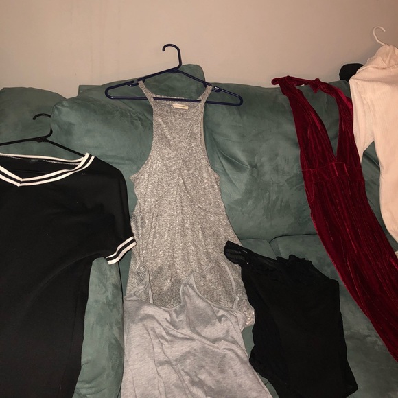 $5 Dresses and Body Suits. Never worn or worn once - Picture 2 of 3